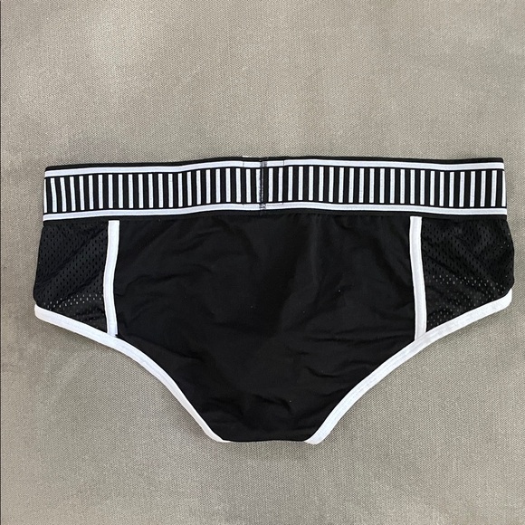 Nasty Pig Trackd Black Briefs - Picture 5 of 6